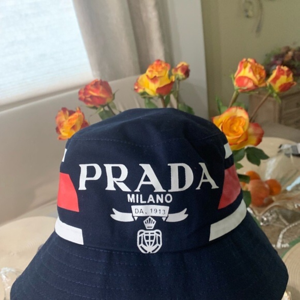 Prada Hot Beach hat cup women men